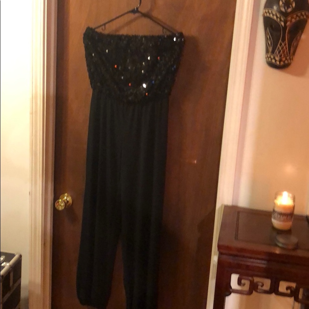 Charlotte Russe Strapless Sequin romper - Picture 1 of 1